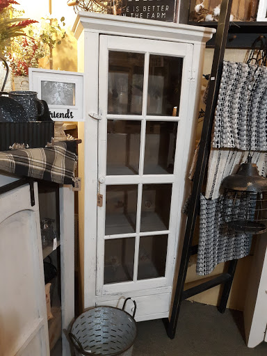 Gift Shop «The Primitive Porch», reviews and photos, 191 Old U.S. 50, Bedford, IN 47421, USA