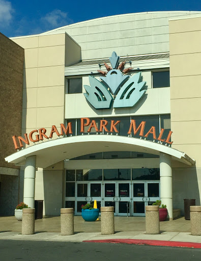 Ingram Park Mall, 6301 NW Loop 410, San Antonio, TX 78238, USA, 