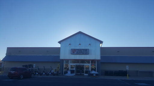 Home Improvement Store «Tractor Supply Co.», reviews and photos, 127 Temple Hill Rd, New Windsor, NY 12553, USA