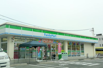 ファミリーマート 早田栄町店
