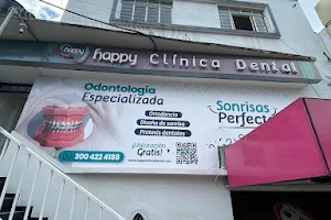 happy clinicadental image