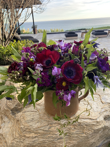 Carolas Floral Designs image