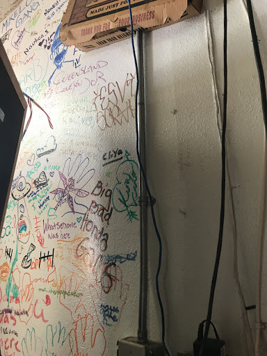 5 Pizza Place image