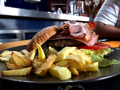 Información y opiniones sobre Bar Riles de Navalosa