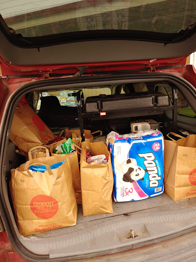 Grocery Store «Grocery Outlet Bargain Market», reviews and photos, 1815 W Ida St, Stayton, OR 97383, USA