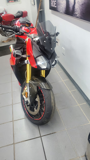 BMW Motorcycle Dealer «British USA - Gulf Coast BMW», reviews and photos, 1210 College Ave, South Houston, TX 77587, USA