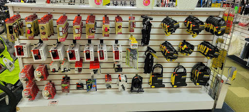 Bicycle Store «Lees Bicycle Shop», reviews and photos, 1101 US-1, Hollywood, FL 33020, USA