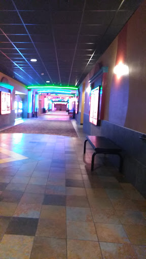 Movie Theater «Regal Cinemas Streets of Indian Lake 16 & IMAX», reviews and photos, 300 Indian Lake Blvd, Hendersonville, TN 37075, USA