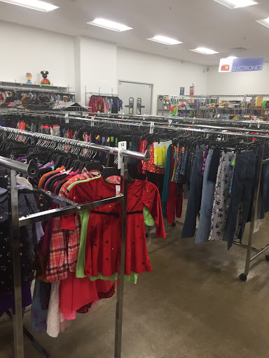 Thrift Store «Goodwill Store and Donation Center - Monona», reviews and photos, 2501 Royal Ave, Monona, WI 53713, USA