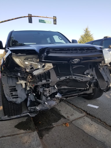 White Oaks Auto Body image