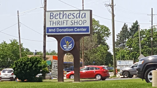 Thrift Store «Bethesda Thrift Shop», reviews and photos, 7606 US-14, Crystal Lake, IL 60012, USA