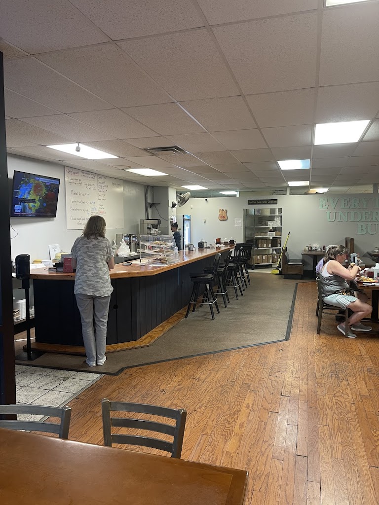 Everything Under the Bun 27205