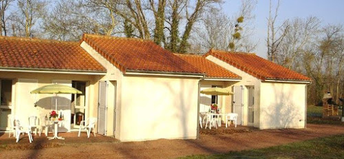 Agence de location de maisons de vacances Village Vacances La Ballastière Saint-Martin-de-Sanzay