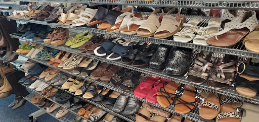 Thrift Store «Goodwill», reviews and photos, 1450 SE Discovery Lane, Warrenton, OR 97146, USA