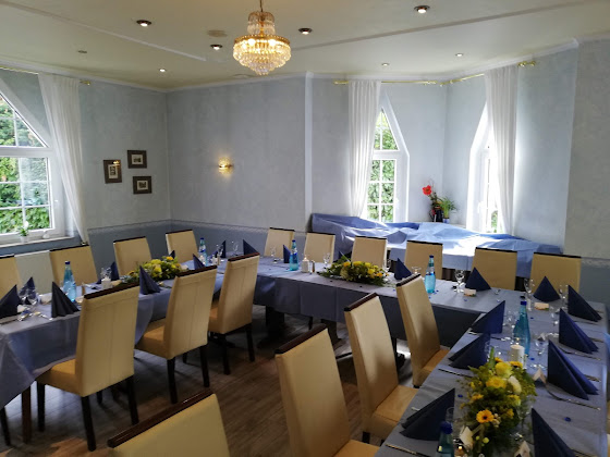 Photos du propriétaire hôtels Hotel-Restaurant-Cafe Molitor 61350 Bad Homburg