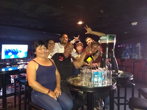 Galet Wings Karaoke Coacalco