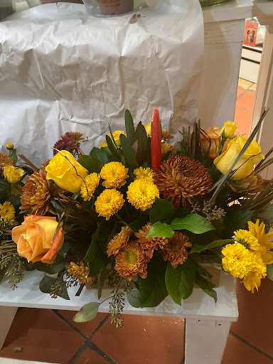 Florist «Genesis Flower And Gift Shop», reviews and photos, 1801 N Garey Ave, Pomona, CA 91767, USA