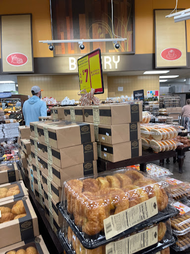 Grocery Store «Fred Meyer», reviews and photos, 700 Sleater Kinney Rd SE, Lacey, WA 98503, USA