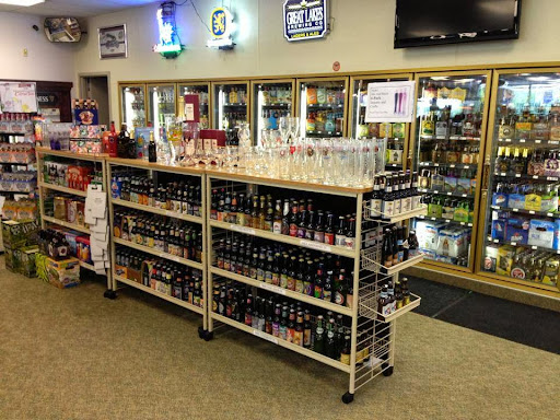 Wine Store «Royal Park Fine Wine and Liquor Agency», reviews and photos, 12770 Royalton Rd, North Royalton, OH 44133, USA