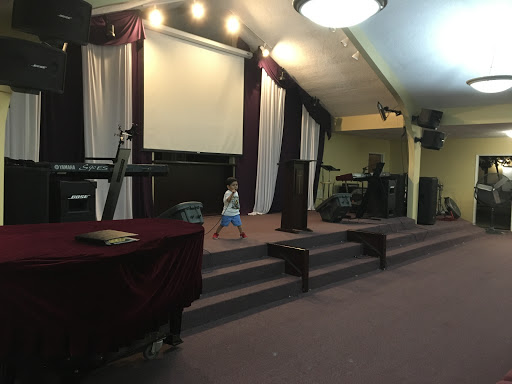 Iglesia Familia de Dios de Costa Mesa