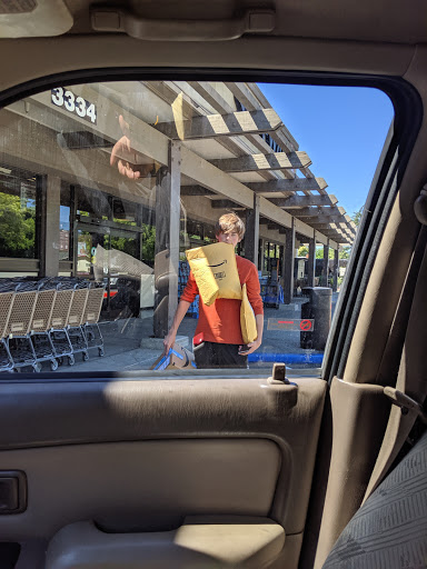 Grocery Store «Safeway», reviews and photos, 3334 Alhambra Ave, Martinez, CA 94553, USA