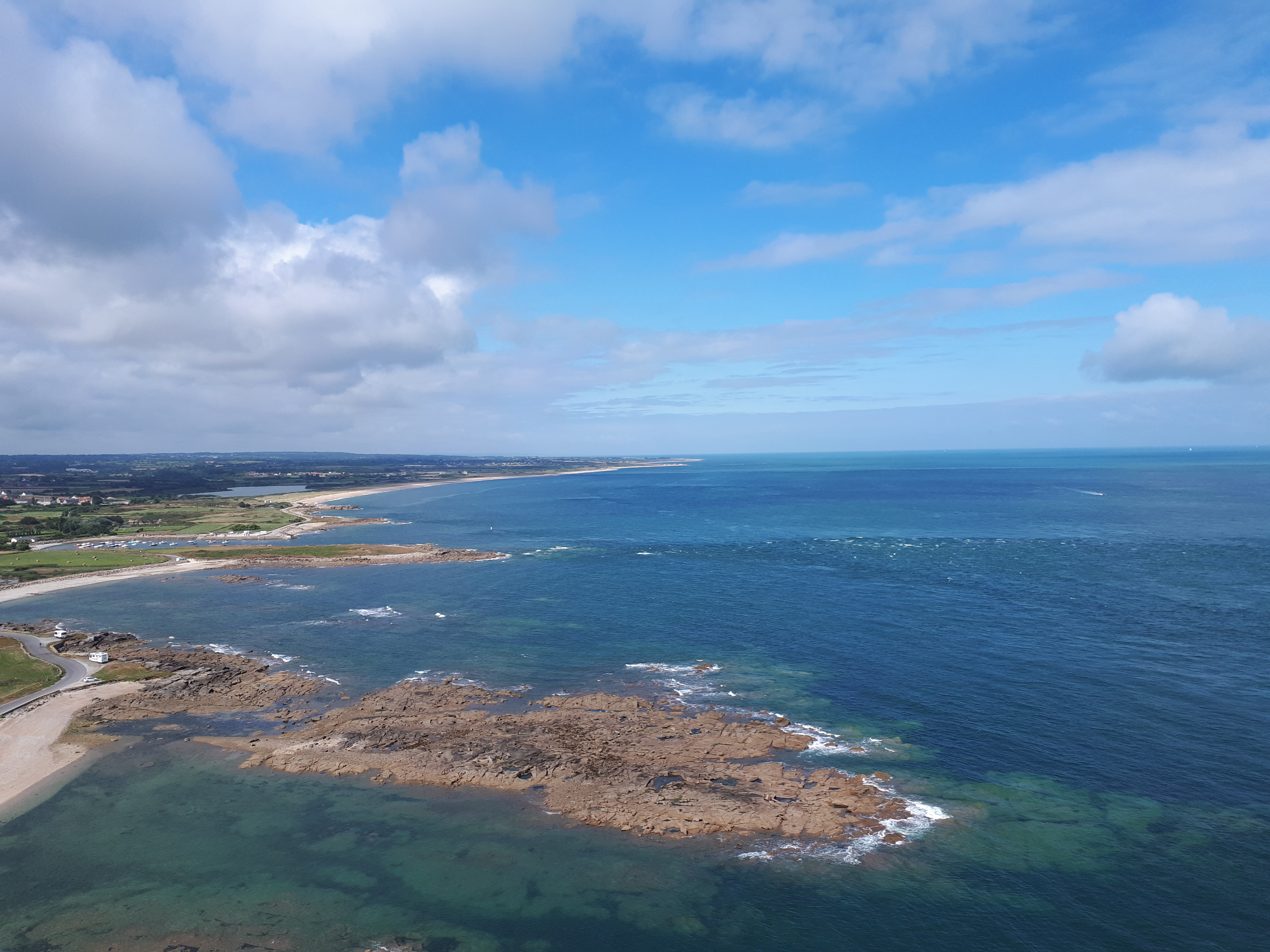 Photo n° 6 de l'avis de Mister. fait le 16/08/2018 à 14:27