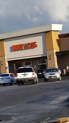 Discount Store «Big Lots», reviews and photos, 10548 SE Washington St, Portland, OR 97216, USA