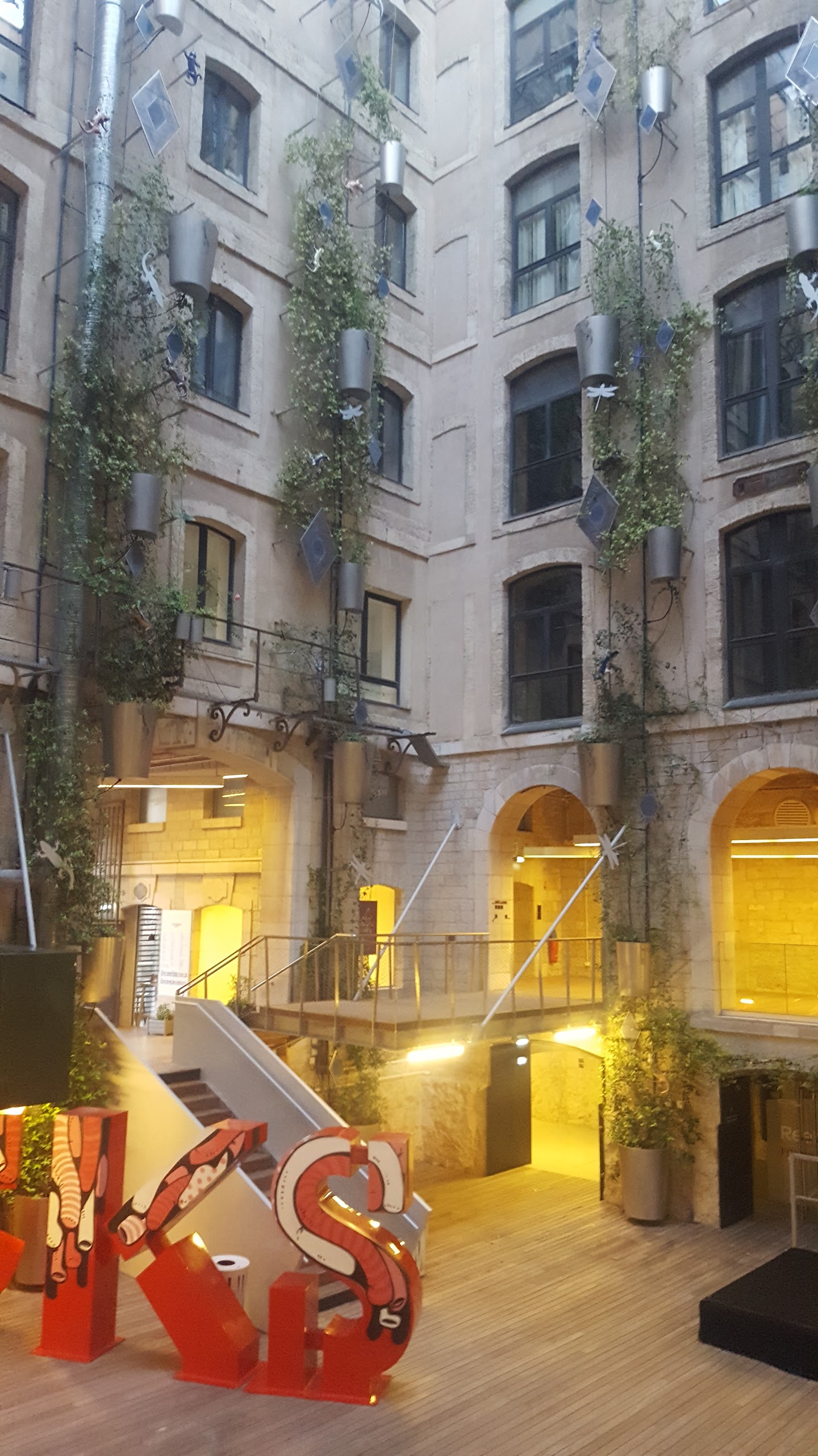 Photo n° 5 de l'avis de Cyrielle.u fait le 08/05/2017 à 16:55