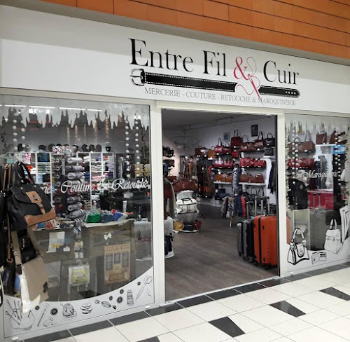 Magasin de maroquinerie Entre Fil Et Cuir Écommoy