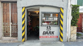 Dark Motos y bicicletas
