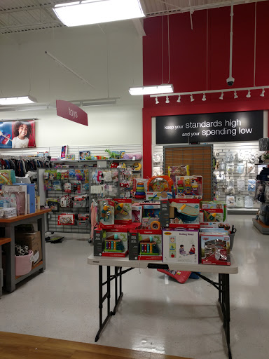 Department Store «T.J. Maxx», reviews and photos, 1300 Shingle Creek Xing, Brooklyn Center, MN 55430, USA