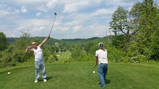 Country Club «Greenhills Country Club», reviews and photos, Old Rte 56, Ravenswood, WV 26164, USA