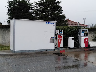Station Service Intermarché à Valréas