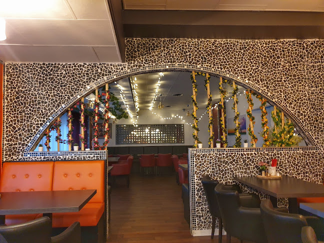 The Flames Pakistansk Restaurant - Bar