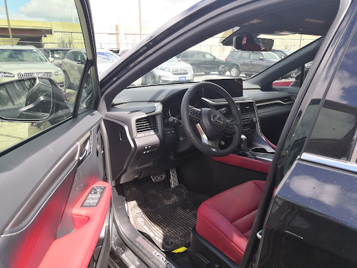 Used Car Dealer «CarMax», reviews and photos, 101 N Wolf Rd, Hillside, IL 60162, USA