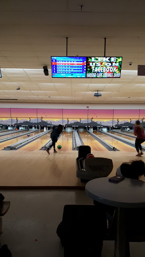 Bowling Alley «Harvest Lanes», reviews and photos, 4101 N St Peters Pkwy, St Peters, MO 63304, USA