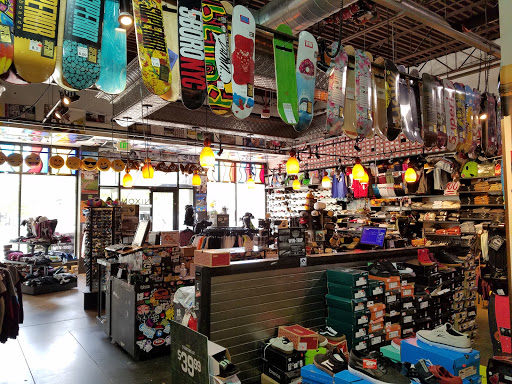 Clothing Store «Zumiez», reviews and photos, 14697 Delaware St #600, Westminster, CO 80020, USA