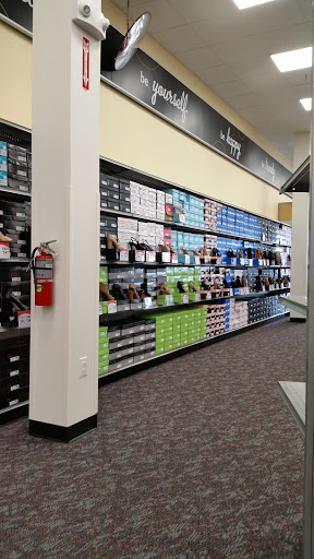 Shoe Store «Shoe Carnival», reviews and photos, 511 S Plano Rd, Richardson, TX 75081, USA