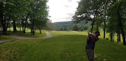 Golf Course «Sawmill Golf Course», reviews and photos, 5630 Sullivan Trail, Easton, PA 18040, USA