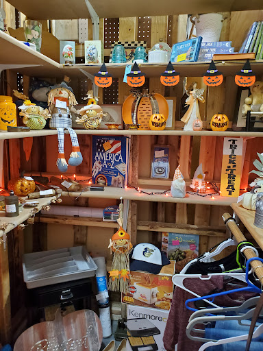 Gift Shop «Whistle Stop LLC», reviews and photos, 225 W Main St, Middletown, DE 19709, USA