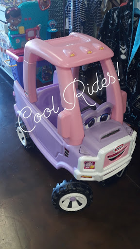 Consignment Shop «Wee Boutique», reviews and photos, 6122 N U.S. Hwy 41, Apollo Beach, FL 33572, USA