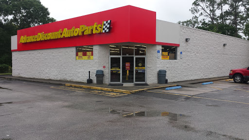 Auto Parts Store «Advance Auto Parts», reviews and photos, 204 E Mitchell Hammock Rd, Oviedo, FL 32765, USA