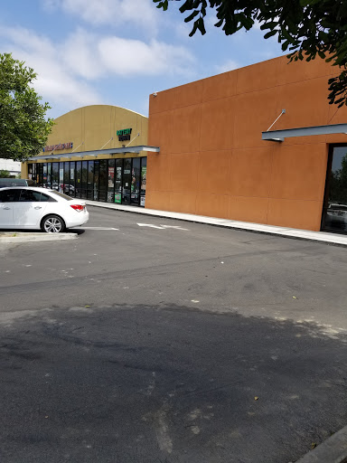 Pet Supply Store «Centinela Feed & Pet Supplies», reviews and photos, 2320 Harbor Blvd, Costa Mesa, CA 92626, USA