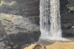 Koromosho Falls image