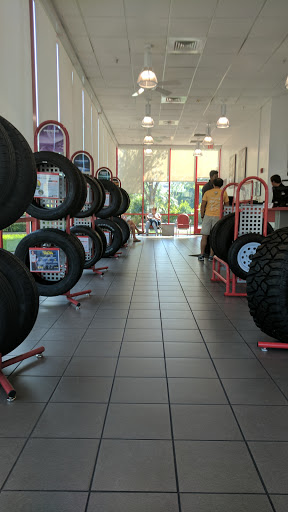 Tire Shop «Discount Tire Store - Jacksonville, FL», reviews and photos, 8080 Philips Hwy, Jacksonville, FL 32256, USA