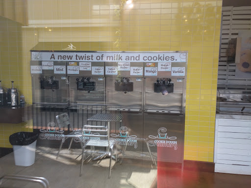 Ice Cream Shop «Cookie Dough Creamery», reviews and photos, 7227 N High St, Worthington, OH 43085, USA