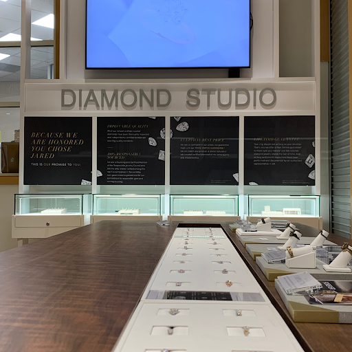 Jewelry Store «Jared The Galleria of Jewelry», reviews and photos, 150 New Moriches Rd, Lake Grove, NY 11755, USA