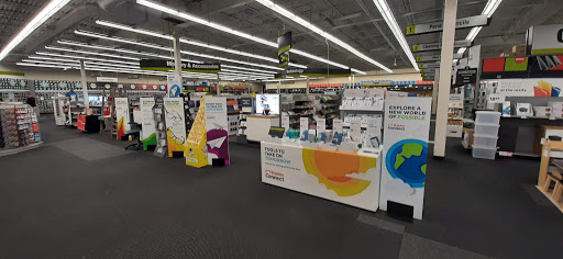 Office Supply Store «Staples», reviews and photos, 710 W Chocolate Ave, Hershey, PA 17033, USA