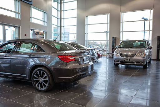 Jeep Dealer «Fields Chrysler Jeep Dodge RAM Glenview», reviews and photos, 2800 Patriot Blvd, Glenview, IL 60026, USA