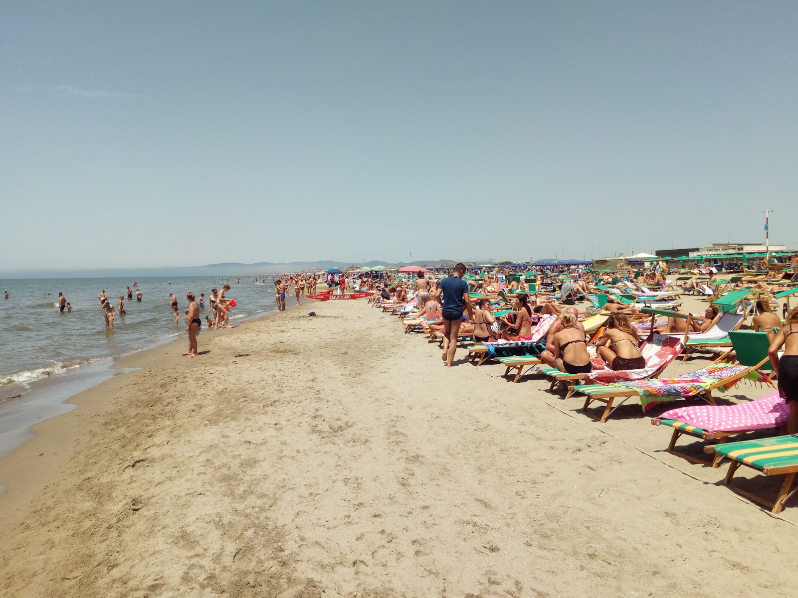 Fotografija Plaža Passo Oscuro II z modra voda površino